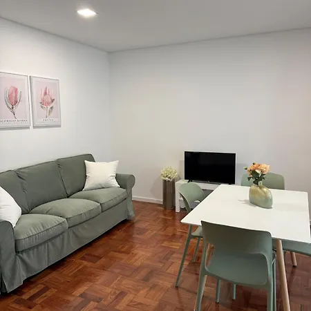 Апартаменты Casa Da Praca 3 *